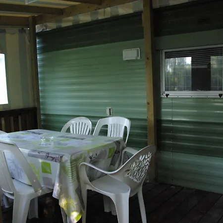 Camping Smile & Braudieres Mezieres-sous-Lavardin Room photo