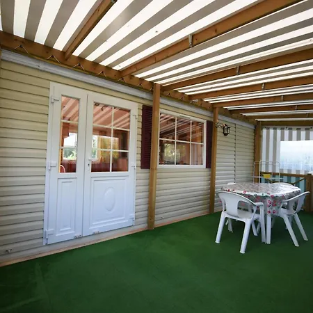 Camping Smile & Braudieres Mezieres-sous-Lavardin Room photo